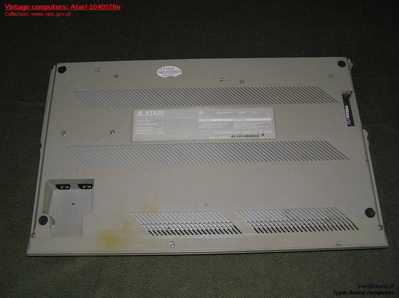 Atari 1040STfm - 06.jpg
